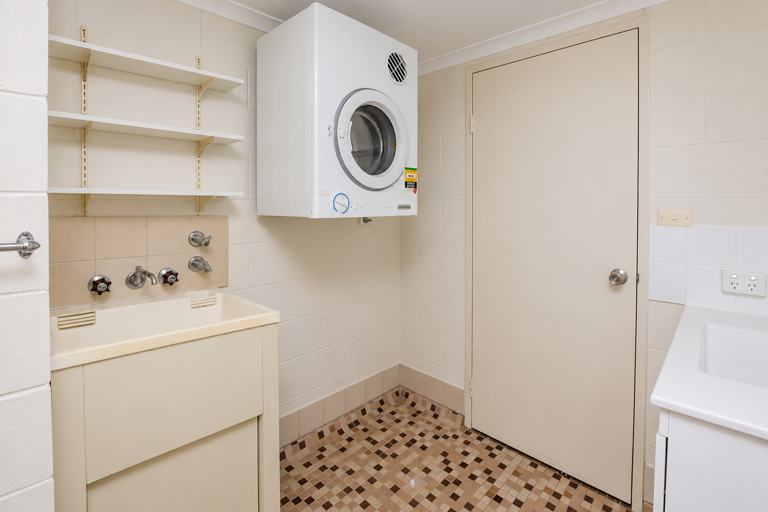 13/215 McLeod Street, Cairns North - Thumbnail 8