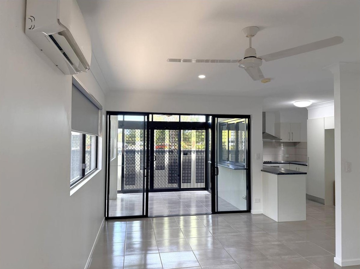 3/260 Buchan Street, Westcourt - Thumbnail 3
