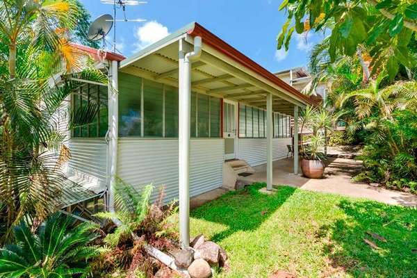 1 & 2/21 Mourilyan Rd, Innisfail - Thumbnail 2