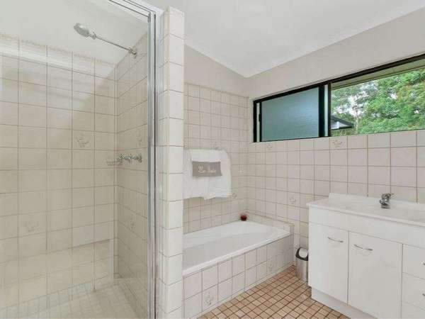 3 Ficus Cl, Redlynch - Thumbnail 7