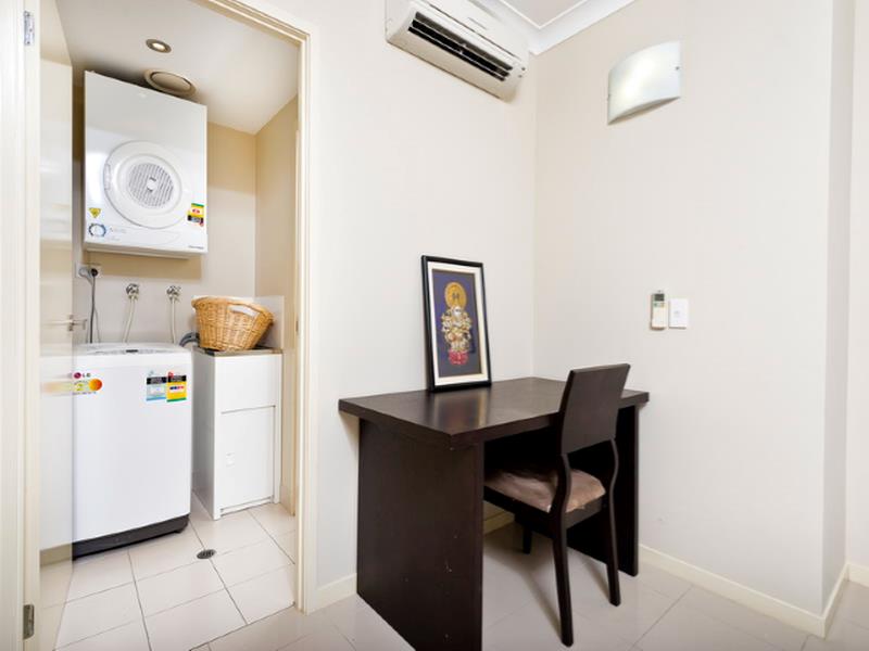 803/12-21 Gregory Street, Westcourt - Thumbnail 6