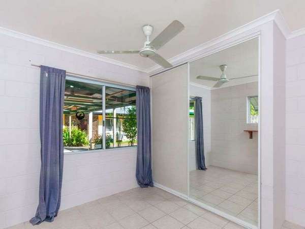 2/14 Caribbean Street, Holloways Beach - Thumbnail 7