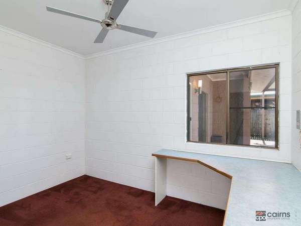 37 Impey, Caravonica - Thumbnail 8
