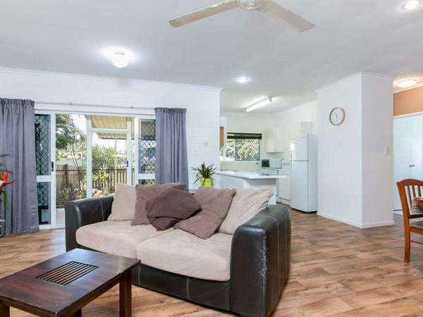 17/2 Lake Placid Road, Caravonica - Thumbnail 2