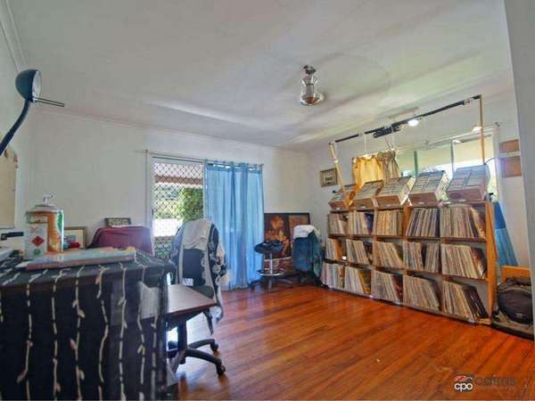 4 Valmadre Street, Caravonica - Thumbnail 7