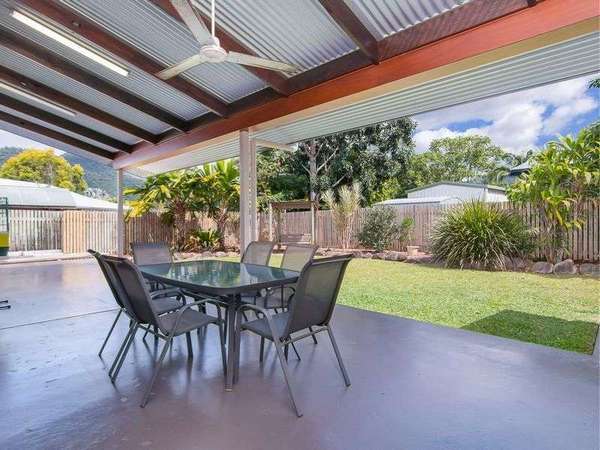 20 Tallow Wood Close, Redlynch - Thumbnail 3