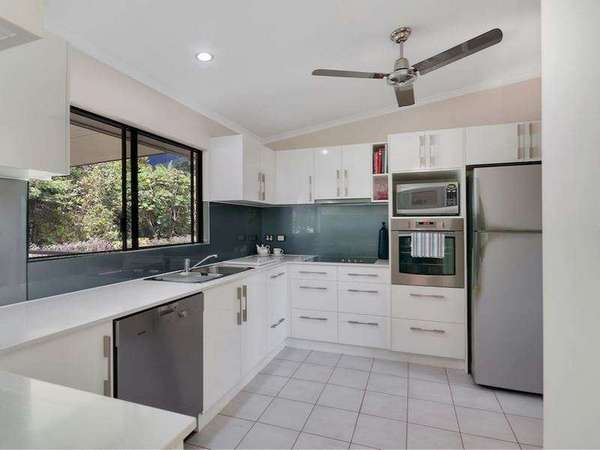 3 Ficus Cl, Redlynch - Thumbnail 2