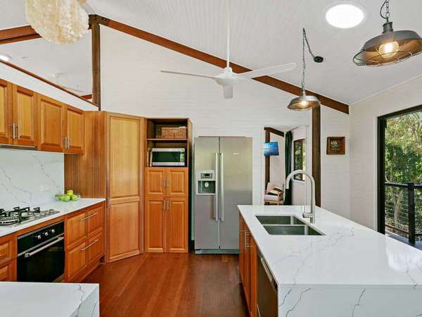 14-16 Esterina Close, Redlynch - Thumbnail 5