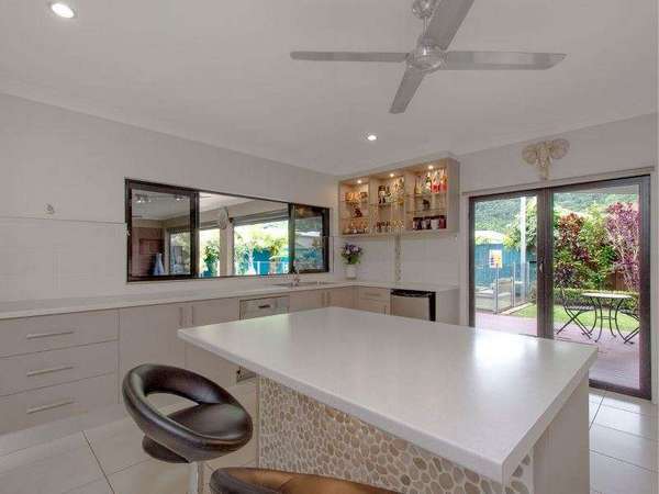 17 Kehone Street, Redlynch - Thumbnail 3