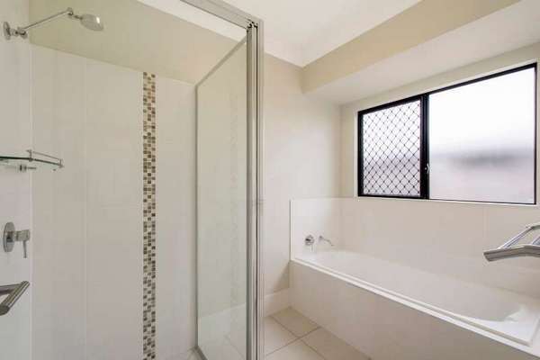 33 Hodkinson St, Redlynch - Thumbnail 6
