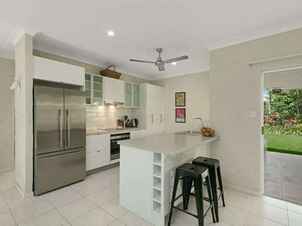 21 Meander Cl, Brinsmead - Thumbnail 3