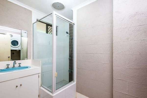 4/11 Vallely Street, Freshwater - Thumbnail 8