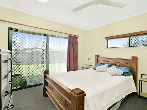 12 Goldberg Close, White Rock - Thumbnail 4