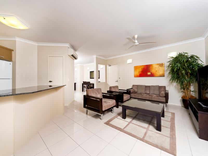 803/12-21 Gregory Street, Westcourt - Thumbnail 2