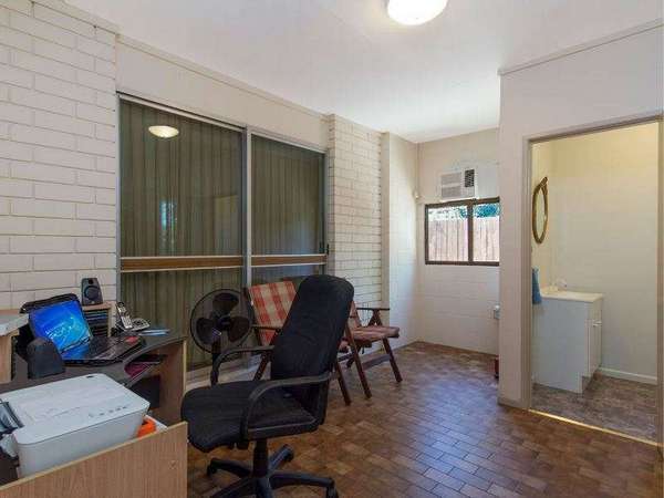 21 Oleander Street, Holloways Beach - Thumbnail 8