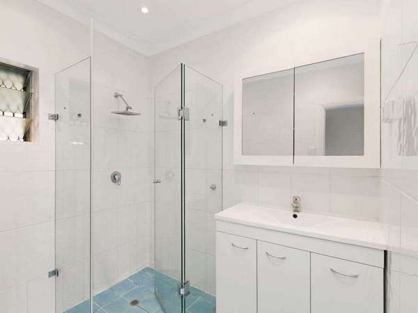 2 Dann St, Mooroobool - Thumbnail 6