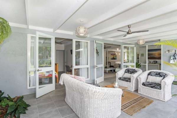 3 Gerbera Street, Holloways Beach - Thumbnail 3