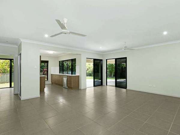14 Chandra Cl, Redlynch - Thumbnail 2