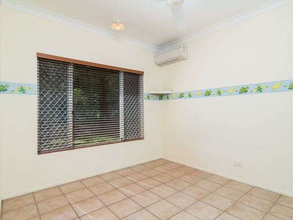 18 Jak Gee Street, Redlynch - Thumbnail 6