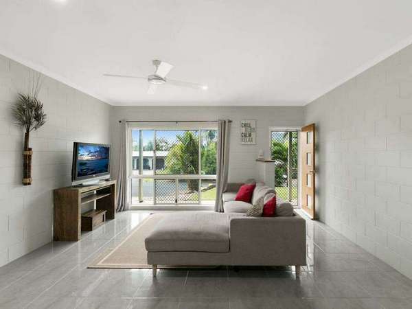 44 Ebony St, Redlynch - Thumbnail 4