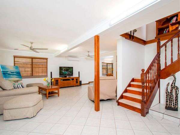 44 Clinton Street, Yorkeys Knob - Thumbnail 2