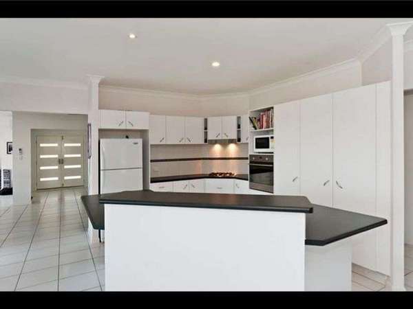 48 Flindersia Street, Redlynch - Thumbnail 4