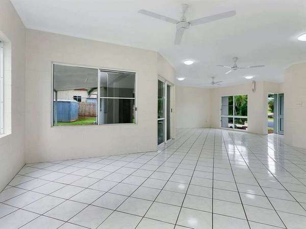 17 Ebony St, Redlynch - Thumbnail 2