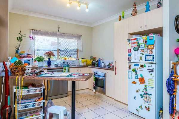 3/10 Short Street, Redlynch - Thumbnail 3