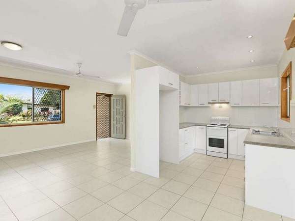 2 Dann St, Mooroobool - Thumbnail 2