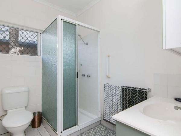 17/2 Lake Placid Road, Caravonica - Thumbnail 6