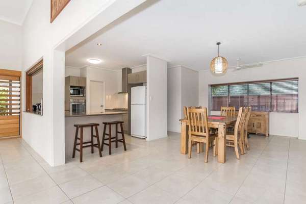 15 Ashwood Circuit, Smithfield - Thumbnail 2