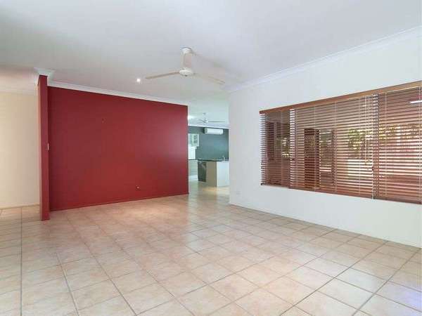 18 Jak Gee Street, Redlynch - Thumbnail 4