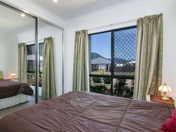 38 Perserverance Street, Redlynch - Thumbnail 8