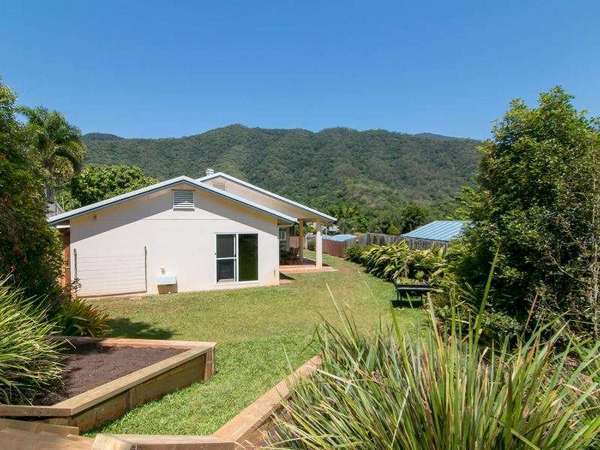 25 Fairley Street, Redlynch - Thumbnail 3