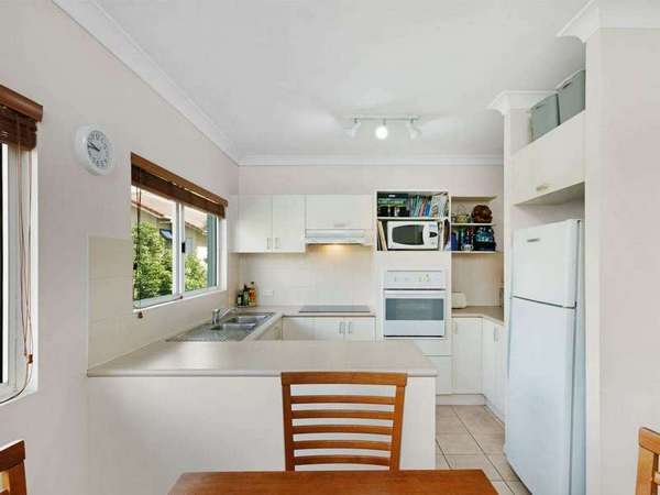7/361-363 McLeod St, Cairns North - Thumbnail 2