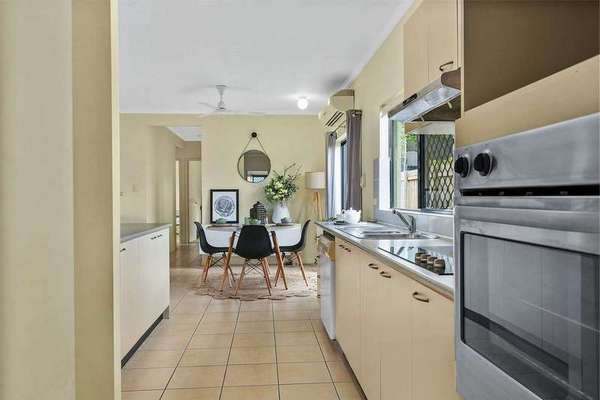 6 Acmena Cl, Redlynch - Thumbnail 5