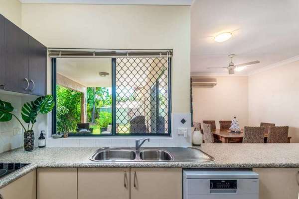 17 Bulba Street, Caravonica - Thumbnail 3