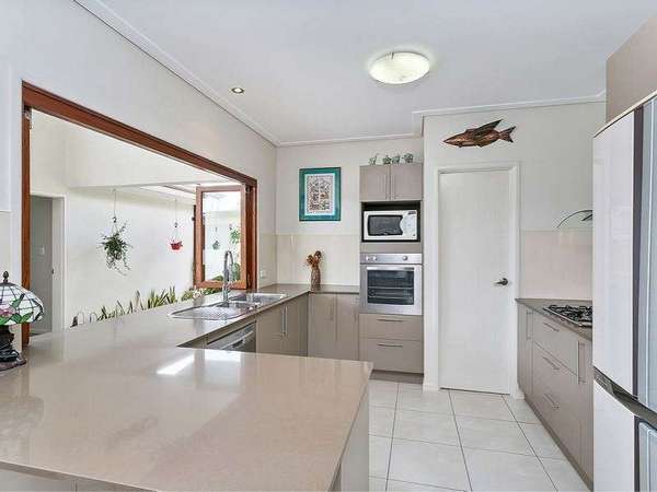 15 Ashwood Circuit, Smithfield - Thumbnail 7