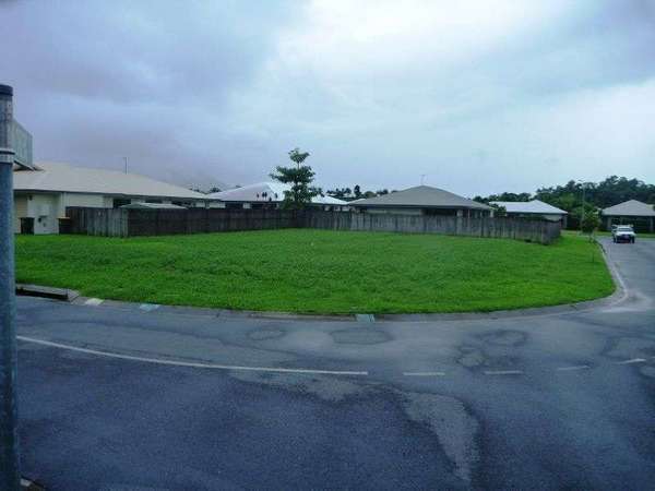 25 Goldberg Close, White Rock - Image 1