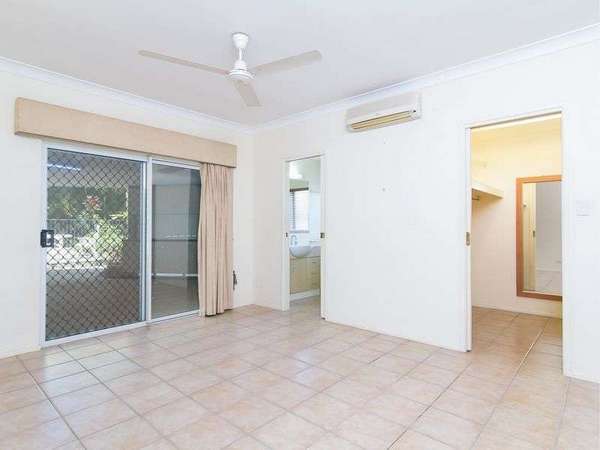 18 Jak Gee Street, Redlynch - Thumbnail 8