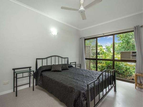 20/21-31 Poinciana Street, Holloways Beach - Thumbnail 6