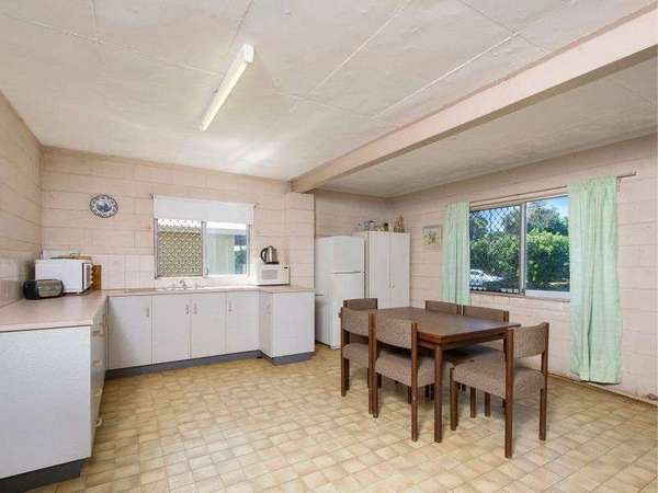 217 Harvey Road, Redlynch - Thumbnail 4