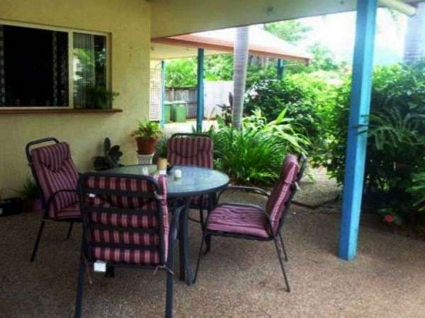 40 Village Terrace, Redlynch - Thumbnail 3