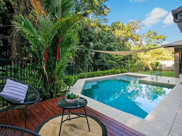 9 Barringtonia Close, Redlynch - Thumbnail 2
