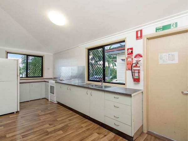 102 Martyn Street, Parramatta Park - Thumbnail 2