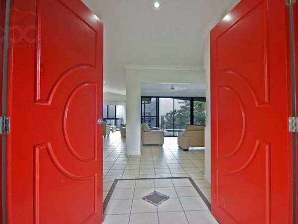 38 Gavin Hamilton Close, Redlynch - Thumbnail 5