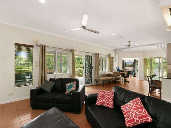 2 Mangosteen Close, Smithfield - Thumbnail 7