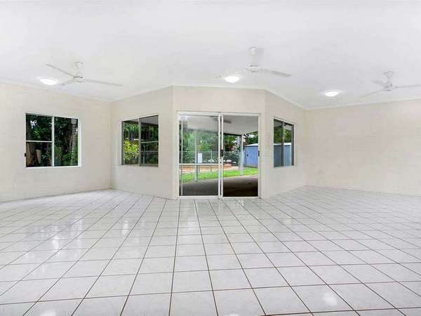 17 Ebony St, Redlynch - Thumbnail 5