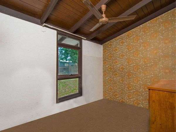 13 Tamarind Street, Holloways Beach - Thumbnail 3