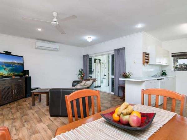 17/2 Lake Placid Road, Caravonica - Thumbnail 3